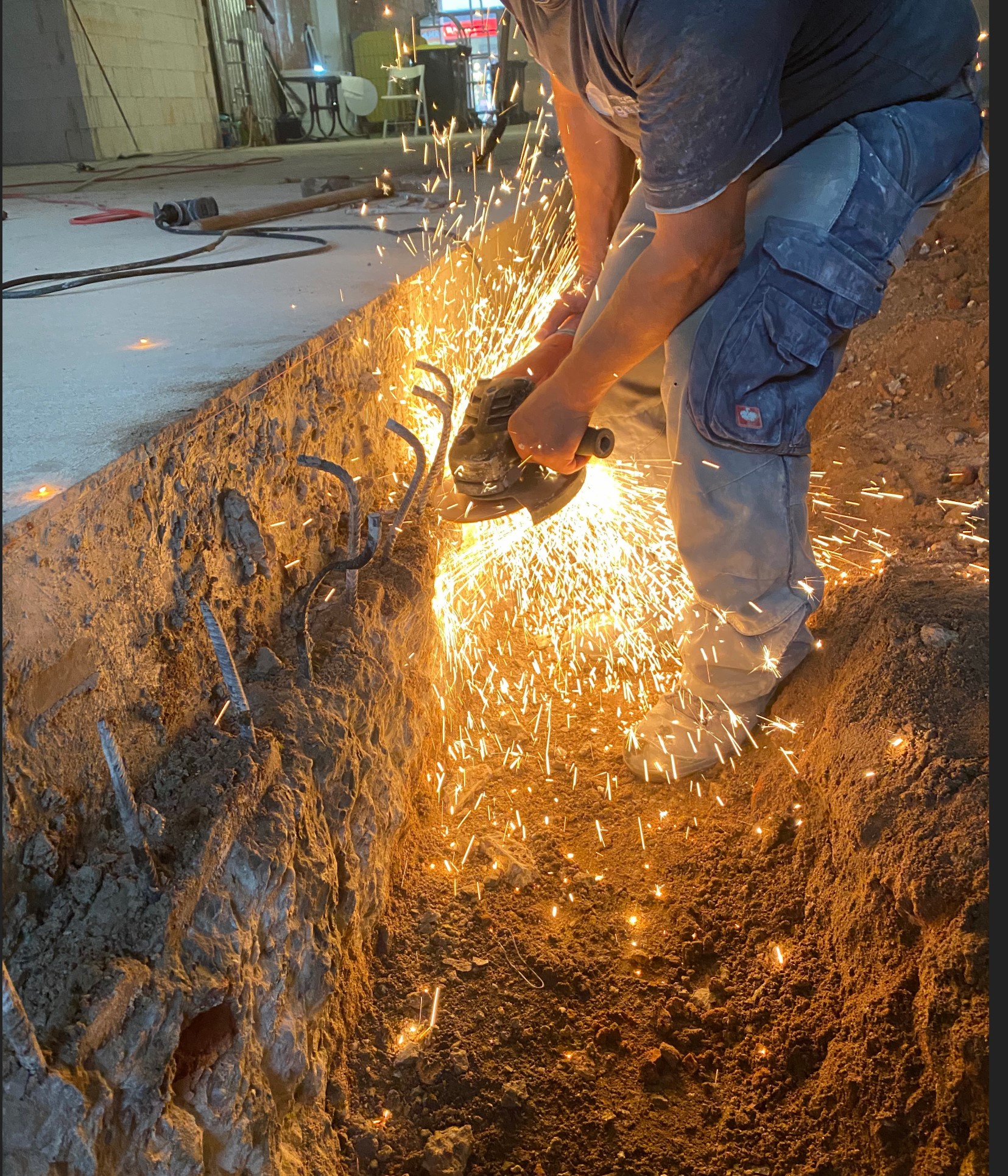 Sägearbeiten in Beton durch Tulgar Betonbohren & -sägen GmbH